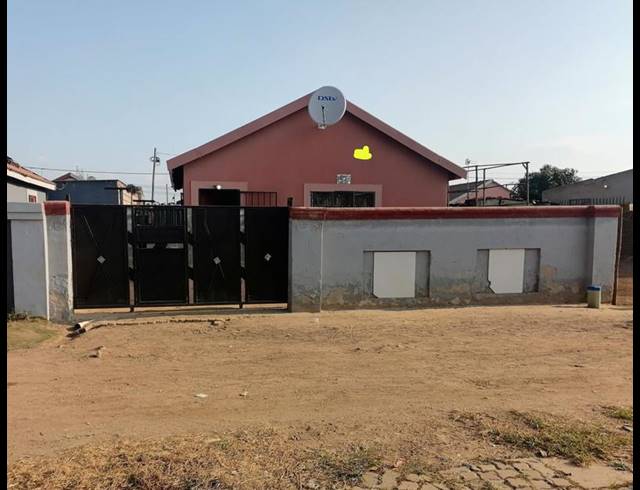 2 BEDROOM HOUSE FOR SALE IN PALM RIDGE EXT 2